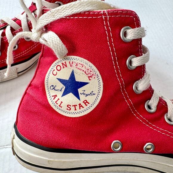 Converse Sneakers Hi Top Unisex W7.5 M5.5 Red Chuck Taylor All Star Retro M9621 - Picture 6 of 13